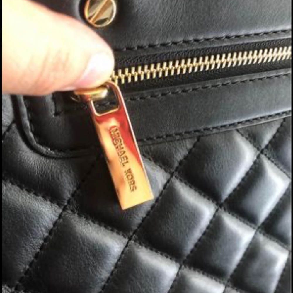 🦋Michael Kors Selma Quilted Leather Satchel Tote - Picture 2 of 10